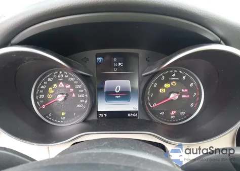 2016 Mercedes-Benz C 300 4Matic из США, поврежденный, VIN 55SWF4KB5GU138464